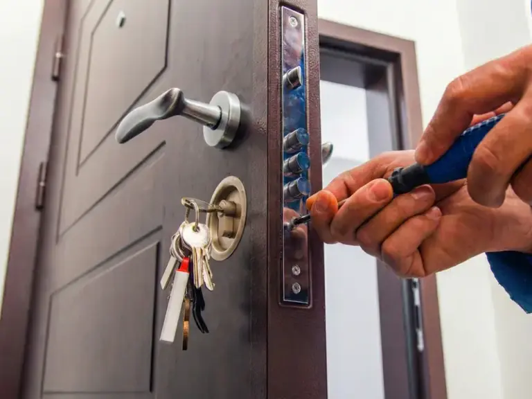 Porta blindada em Araçatuba – instalação e manutenção